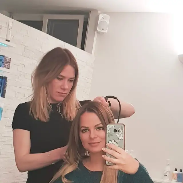 Balayage im Styling — Heller Längenverlauf beim Finish im Salon