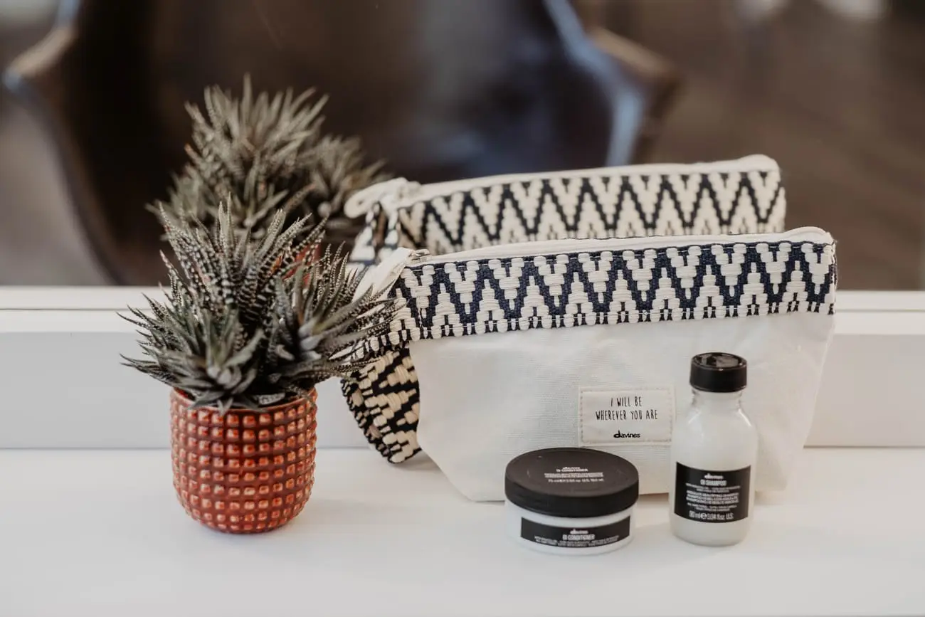 Davines-Pflegeprodukte im Studio von Valesca Hair